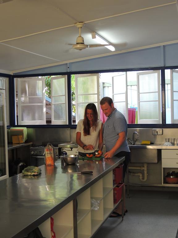 טאונסביל Reef Lodge Backpackers מראה חיצוני תמונה